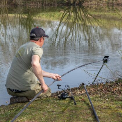 Win a Nash Bushwhacker Baiting Pole System 15m for just £1.49p!